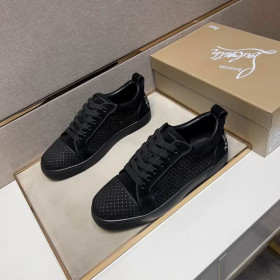 Christian Louboutin Fun Louis Junior Men Low-top Sneakers Veau Velours with Strass Black