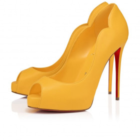 Christian Louboutin Hot Chick Alta 120 Mm Pumps Nappa Leather Pollen