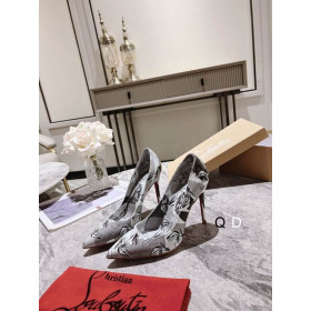 Christian Louboutin Kate Pumps 100mm Graphic Printed Patent Leather Gray