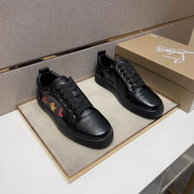 Christian Louboutin Louis Junior Men Low-top Sneakers Calfskin Black
