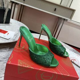 Christian Louboutin Me Dolly Strass Pumps 100 mm Suede Strass Embellished Green